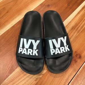 IVY PARK Black Slides S7